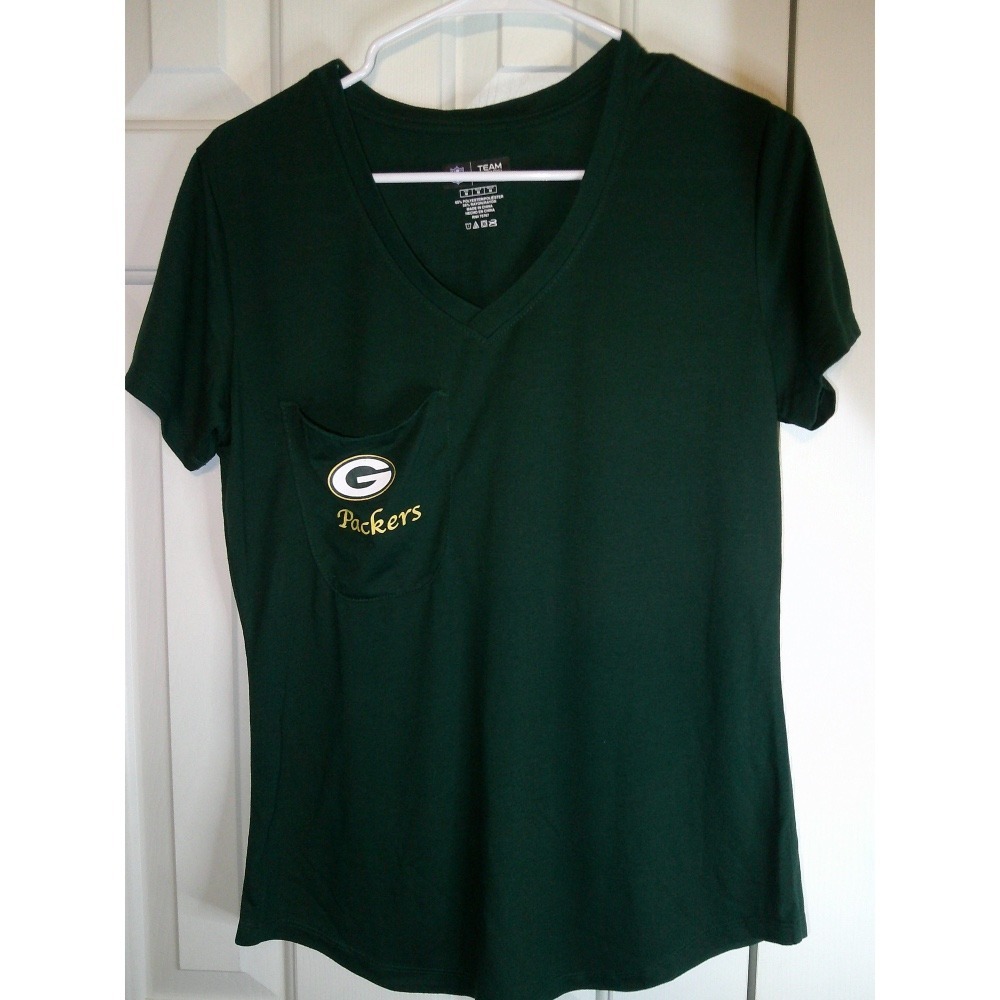 NFL Team Apparel Green Bay Packers V-Neck Pocket Tee Shirt Woman's‎ Size M